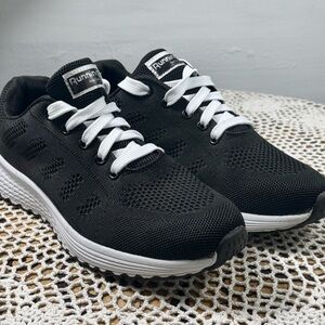 Ladies Black Delight Sneakers Lace Up  by Fashion Size 7.5M sku 3319